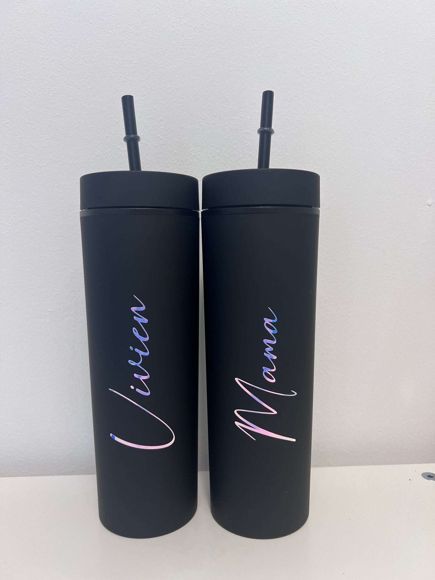 Hartplastikbecher mit Holographischer Folie