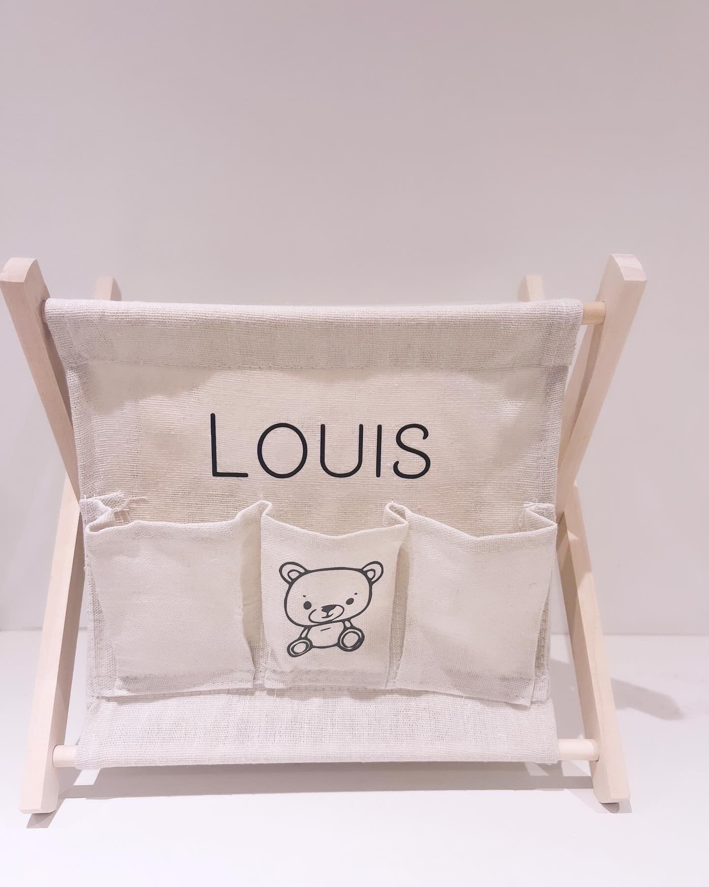 Kinderbuchständer personalisiert